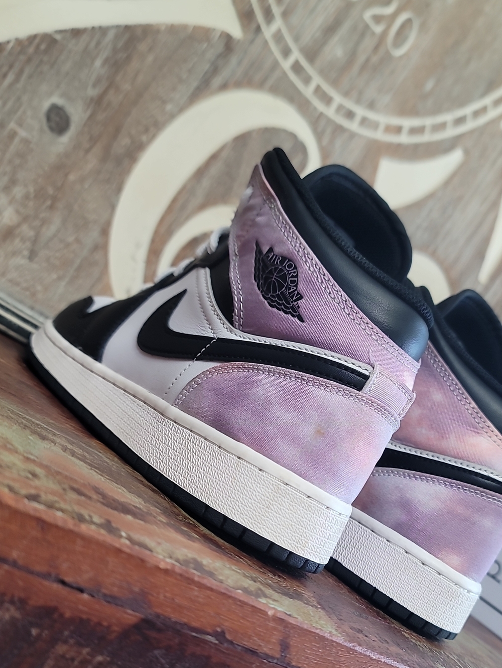 Nike Air Jordan 1 Mid (Special Edition) 'Zen Master' Wmns7.5 Great Condition. - Picture 8 of 14